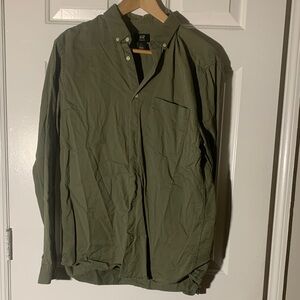 H&M green button up